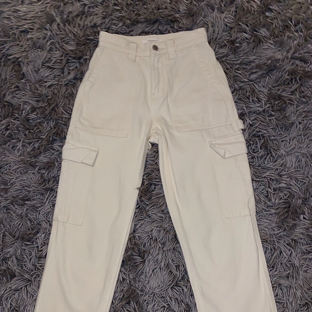 Pacsun off white cargo pants size 23